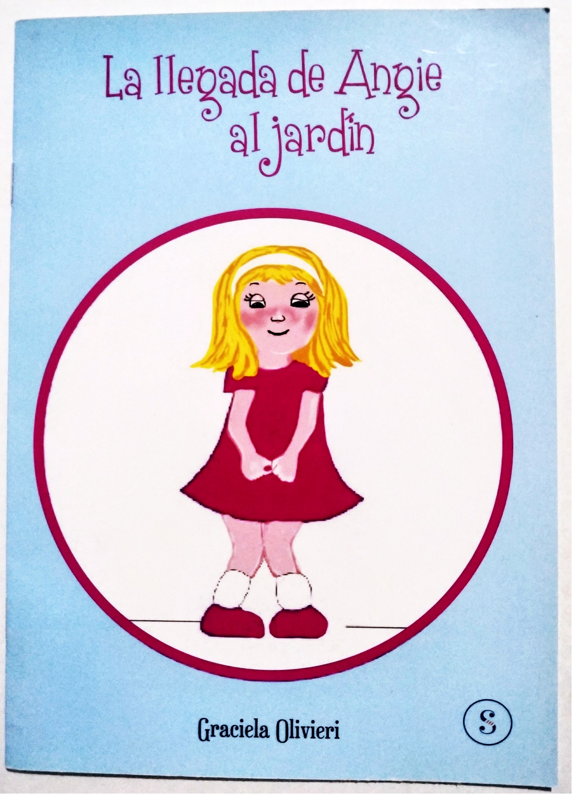 La llegada de Angie al jardín